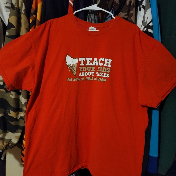 Gildan Other - Vintage Adult Humor T Shirt